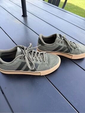 Adidas Men's Olive Green Low-Top Sneakers